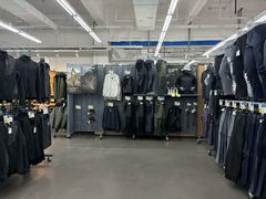 -迪卡侬(苗岭路店)