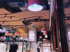 -Dough&Joe团憩(瑞虹天地月亮湾店)