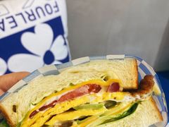 -禾沐·轻食·面包·咖啡
