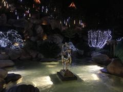 -七彩云南古滇温泉山庄