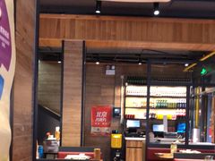 大堂-管氏翅吧(护国寺店)