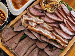 -炖四方东北铁锅炖·烧烤小龙虾(中豪国际店)