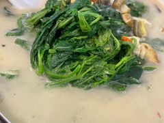 -刘姐啤酒鱼民族演艺餐厅(西街总店)