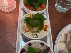 蘸酱拼盘-ELI FALAFEL Lebanese&Mediterranean黎巴嫩美食(富城路店)