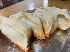 -黄阿姨锅贴大王(万航渡路店)