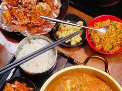 韩式辣子鸡-米屋石锅拌饭(师大店)