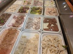 -尚品海鲜肥牛自助火锅(湖明店)