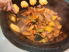 -鱼窝棚柴火铁锅炖(富山屯店)