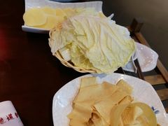 -亿诣蝎府炸酱面羊蝎子火锅(酷车小镇店)