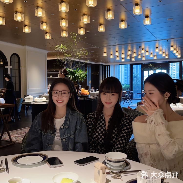 成都新荣记 不止有环境颜值！原相机无滤镜