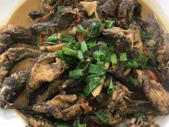 -小辣椒汤锅烧烤(温泉南街店)