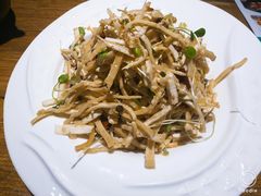 -九锅一堂酸菜鱼(万达广场店)