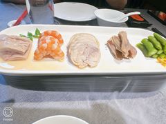 -HOMES上海本帮菜(襄阳公园店)