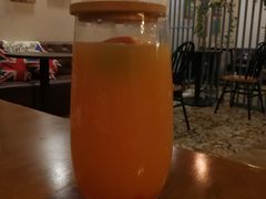 西柚水果茶-共舞时光猫咖·狗咖(新街口店)