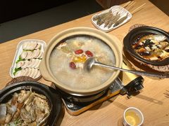 -邹开喜·炭炉鸡煲·海鲜火锅(虹口足球场店)