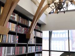 -钟书阁(松江泰晤士小镇店)