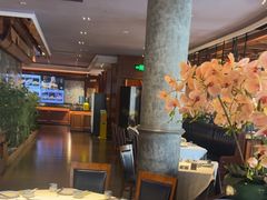 -八府香鸭·啫啫煲(华山路店)