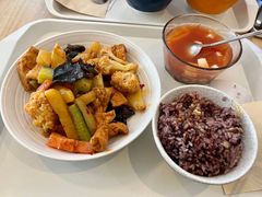 -轻蔬不用等·素食(江苏路店)