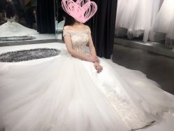-艾米丽婚纱礼服