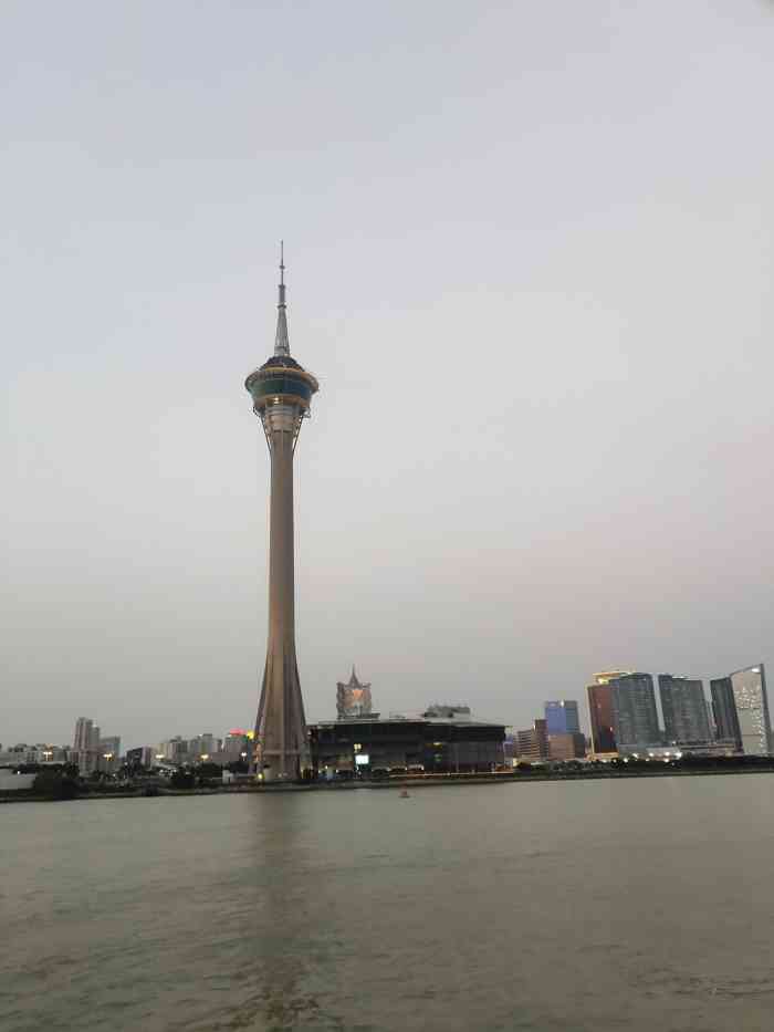 澳门环岛游湾仔码头-"很媳妇来珠海旅游,因为没有办港澳通行证,.