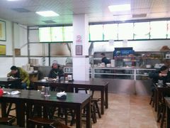 大堂-老磁器口豆汁店(天坛店)