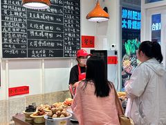 -柳州肥姨妈大骨螺蛳粉(万达中心店)