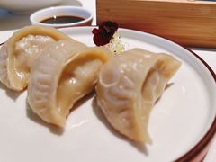 生煎鲜肉煎锅贴-潮民公馆(BFC外滩金融中心店)