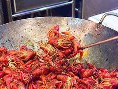 -涨巢·潮玩水疗局