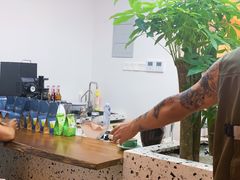 -Line 咖啡(石厦花园店)