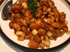 宫保鸡丁-北平楼·烤鸭·北京菜(牡丹园店)