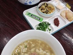 -曲江惠宾苑宾馆(大雁塔大唐不夜城店)