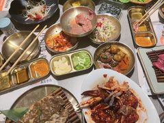 -草家酱蟹炭火烤肉店(珲春南路一店)