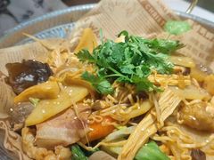 -红渡小香·牛肉麻辣香锅(车站南路店)