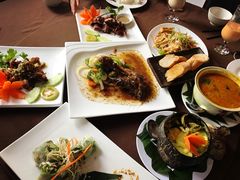 -Neary Khmer Restaurant
