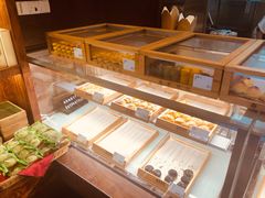 面包甜点陈列柜-南宋胡记(杭州体育场路店)