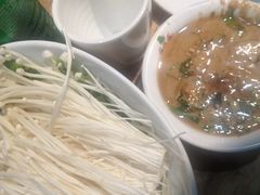 -珍巴奴毛肚牛肉小火锅(四惠店)