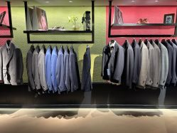 -BRANS PORO布朗斯伯勒西装高级定制·瑞璞西装(金陵店)