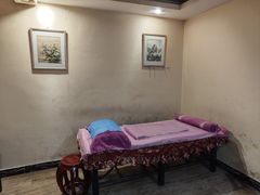 -芳草堂中医门诊部(怡芳苑店)