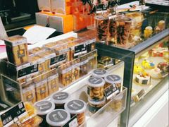 面包甜点陈列柜-思味贝卡(新华舍店)