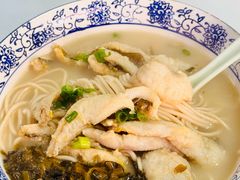 -明呈黄鱼面馆(斜土路店)