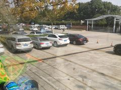 -野生动物园-停车场