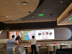 -左庭右院鲜牛肉火锅(金山万达店)