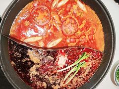 -卤校长老火锅(杨家坪直营店)