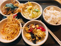 -一两饭川味素食餐厅