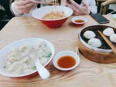 -珊珊小笼馆(仙霞路店)