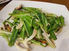 -大树下海鲜饭店