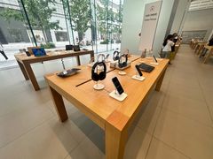 -Apple零售店(华贸购物中心店)