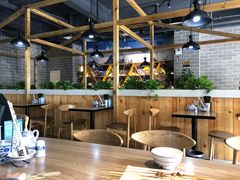 大堂-海生炒面  盐池手抓羊肉馆(鼓楼南街店)