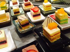 -圣廷苑酒店-世纪楼菲苑自助餐厅