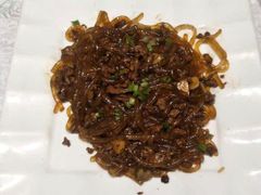 HOLD住手工粉条-巴依老爷新疆美食(清华东门店)